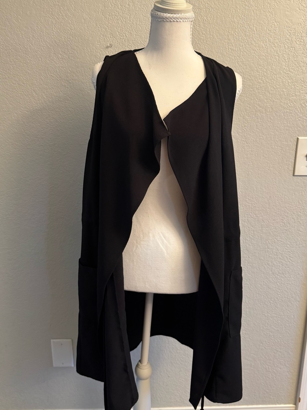 Color Thread Black Sleeveless Draped Open-Front Vest with Pockets - Size S